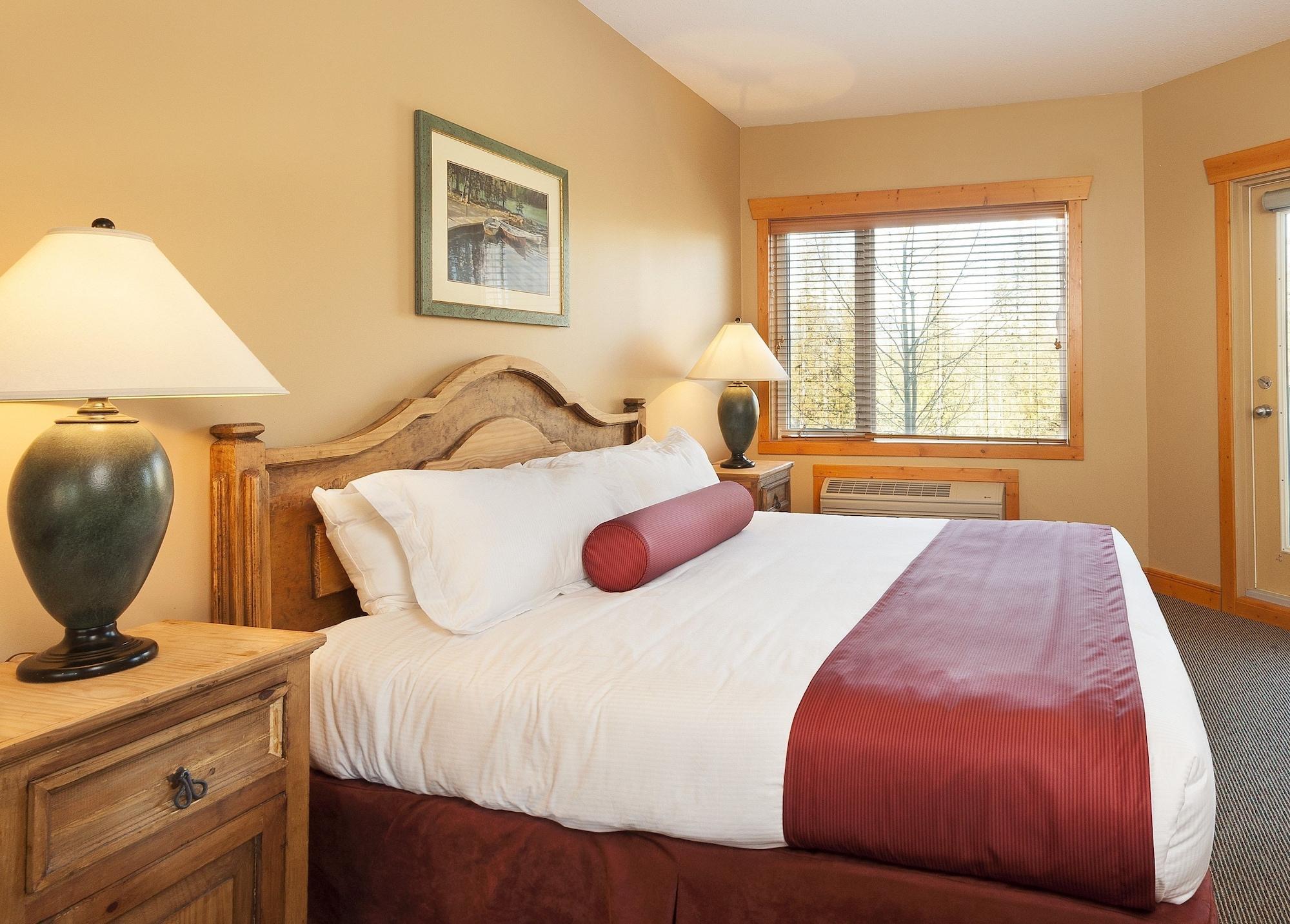 Lizard Creek Lodge Fernie Exterior photo